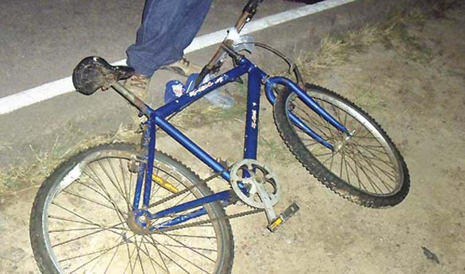Ciclista fue embestido desde atraacutes por un camioacuten y murioacute en el Regional