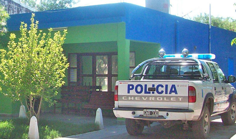 Entran a la vivienda de una abogada local y roban bienes