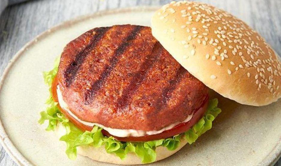 Karnevil la hamburguesa vegana que crearon estos argentinos que ya venden 1000 por diacutea