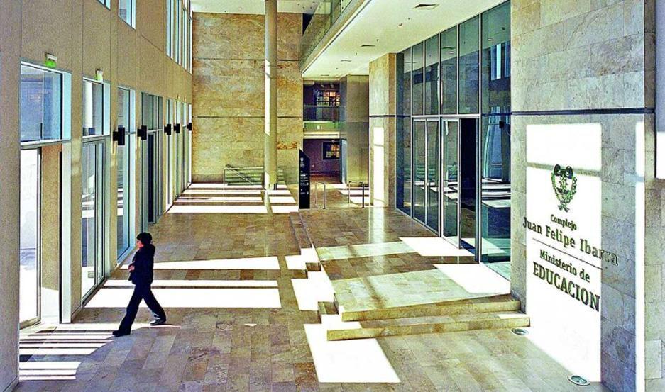 El Ministerio de Educacioacuten confirma pago del fondo compensador salarial docente