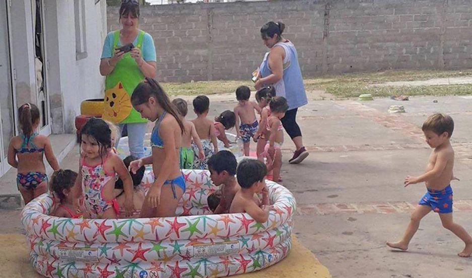 Nintildeos del Jardiacuten Maternal Municipal tienen su colonia de vacaciones