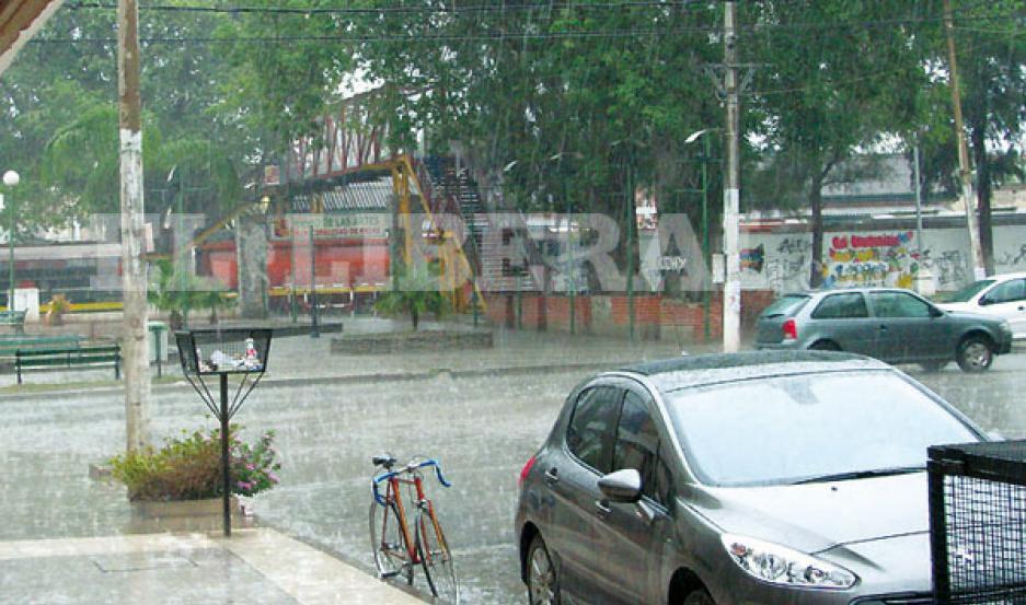 Una intensa lluvia se precipitó sobre Frías