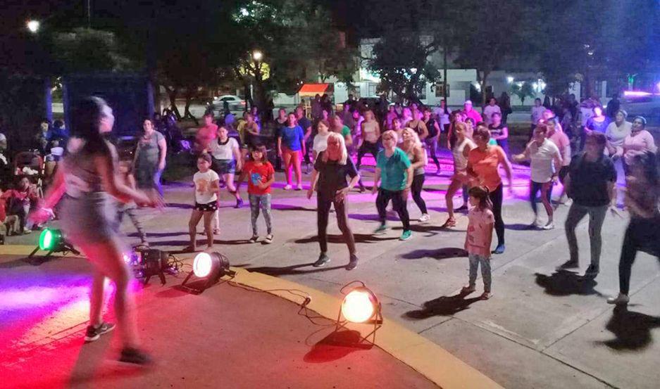 Se dictaron clases de zumba solidaria  a beneficio del Hogar de Ancianos