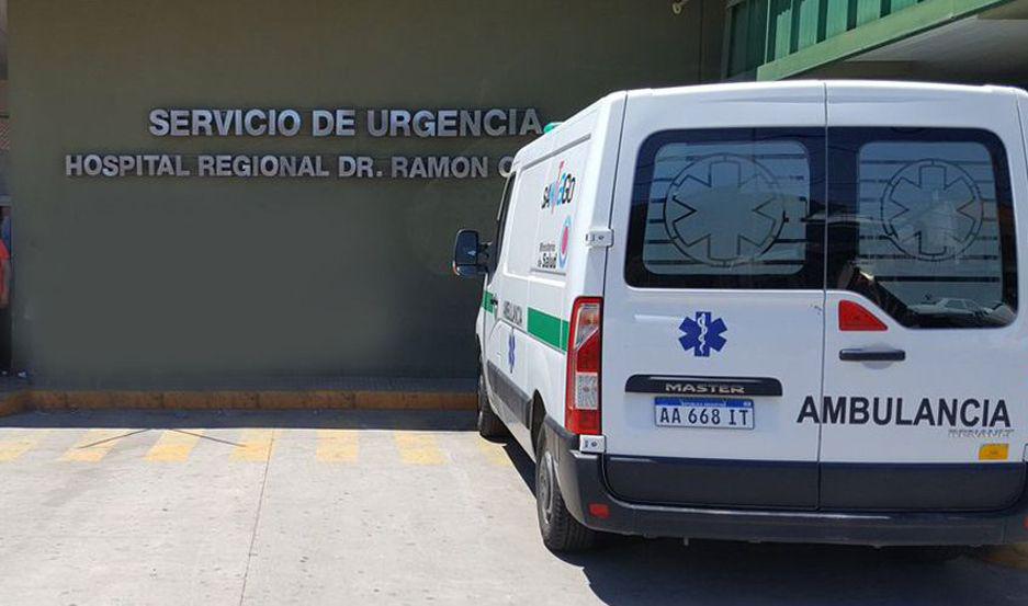 Abandonoacute a su hermana herida y se llevoacute la moto tras un choque