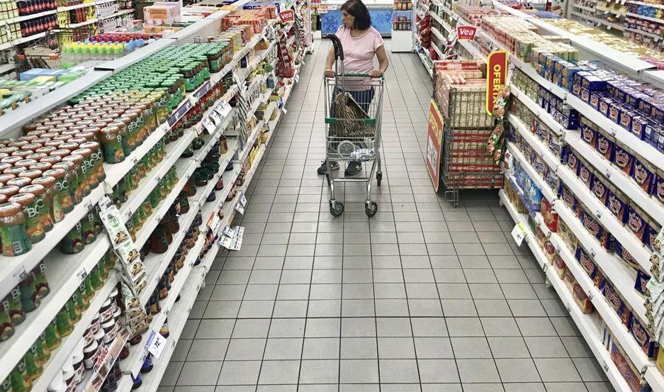 La economía est compleja- deuda inflación y poca actividad resalta el informe