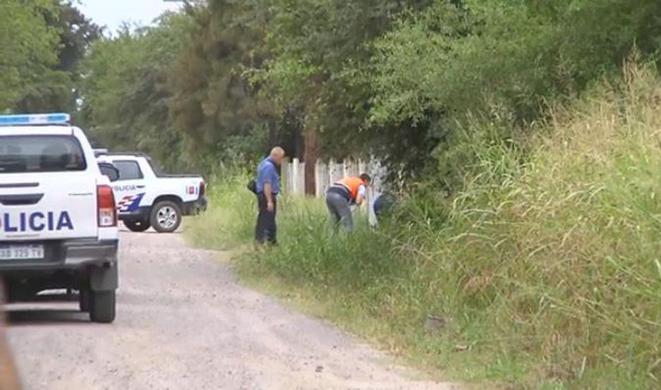 El Dr Robles ordenó la autopsia y que Criminalística
tomara todas las muestras correspondientes en el lugar de los hechos