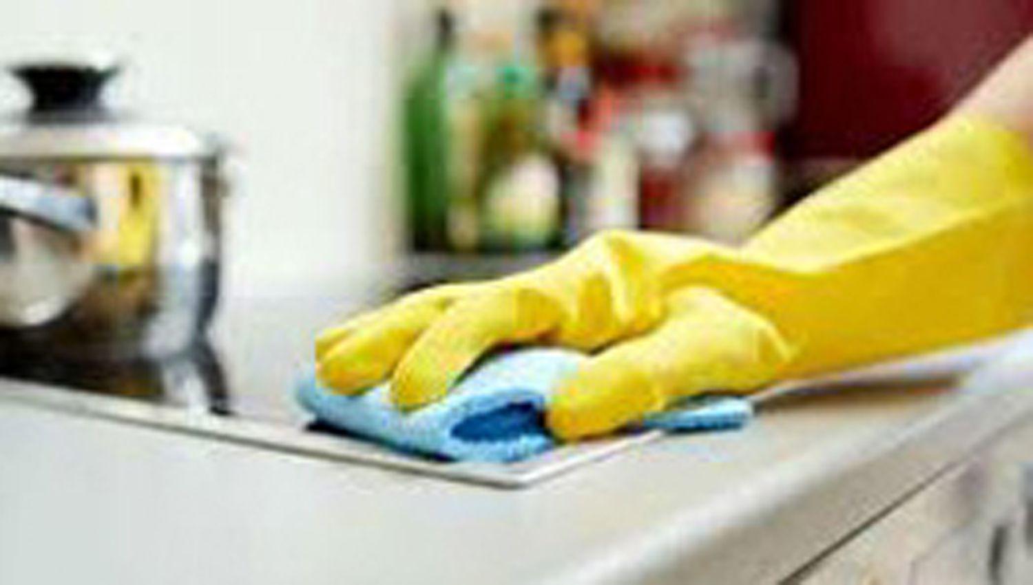 Aumentan aportes a empleadores de casas particulares