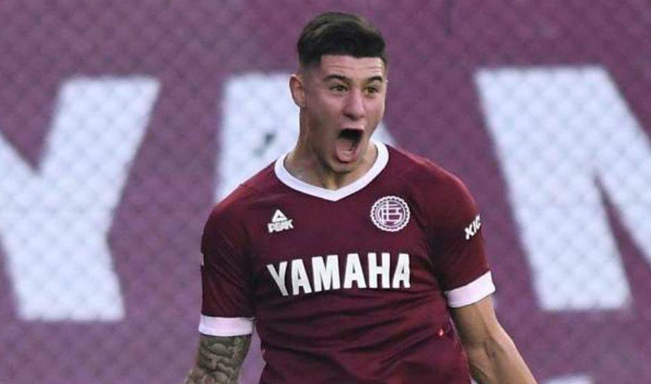 Secuestraron al futbolista de Lanuacutes Lautaro Valenti y lo liberaron tras el pago del rescate