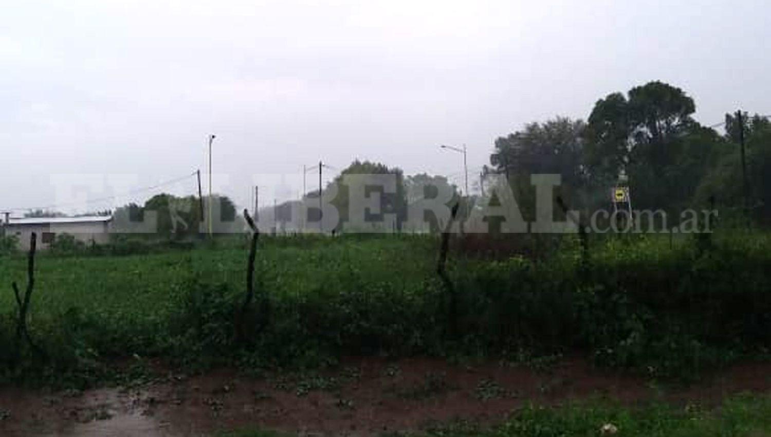 VIDEO  La lluvia se hizo presente en el departamento Riacuteo Hondo