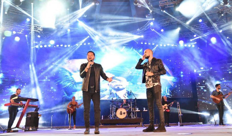 VIDEO  Jorge Rojas y Abel Pintos cantaron juntos en una noche histoacuterica para Cosquiacuten