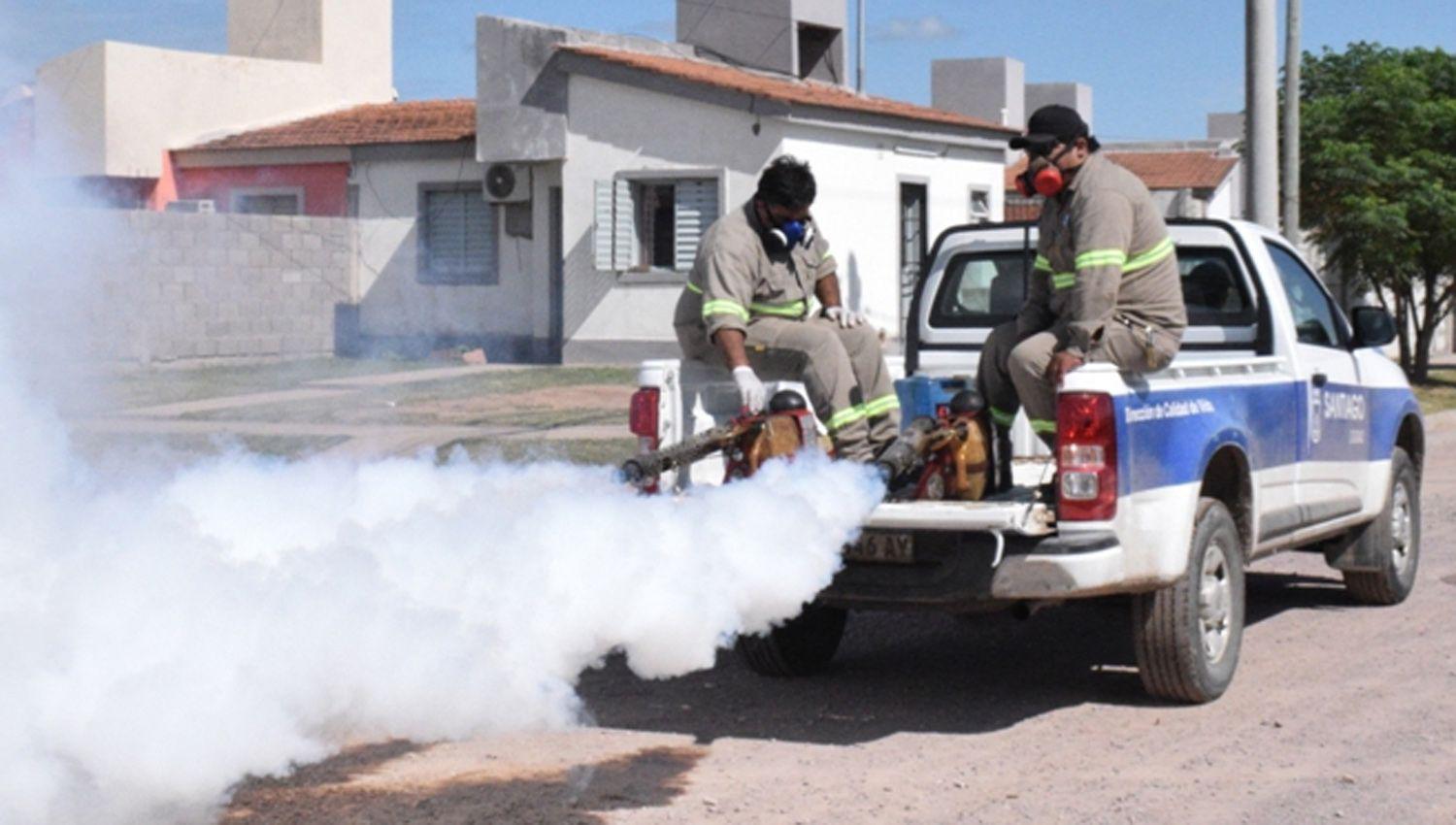 Trabajaron operarios especializados en el control de plagas urbanas