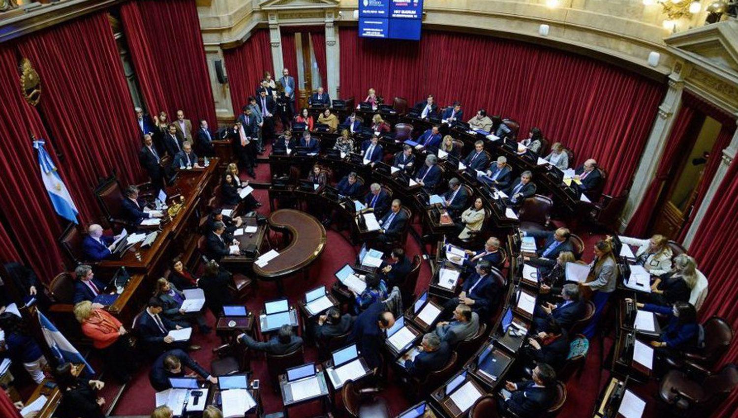 DEBATE La sesión ser� en medio de la negociación del Gobierno con acreedores externos entre ellos el FMI
