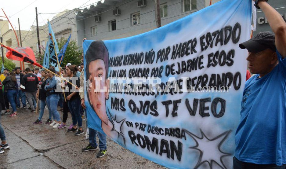 Familiares de joven que murioacute por el ataque de dos rugbiers pidieron que se revise la condena a los acusados