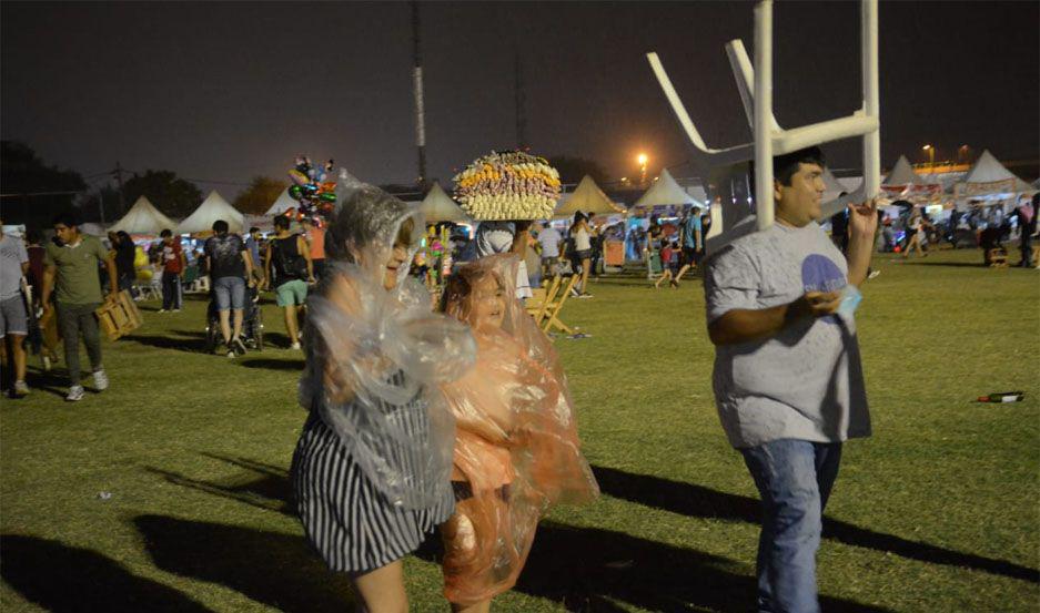 La primera noche del Festival de La Salamanca se suspendioacute por la intensa lluvia