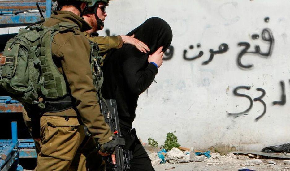 Mueren tres palestinos en nuevo brote de violencia en Jerusaleacuten