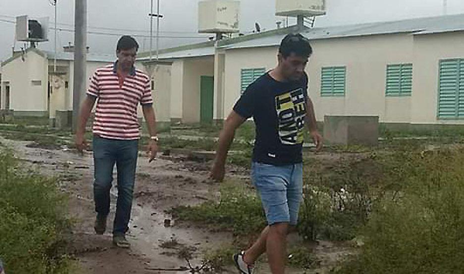 El intendente municipal recorrioacute los barrios de la ciudad tras la tormenta