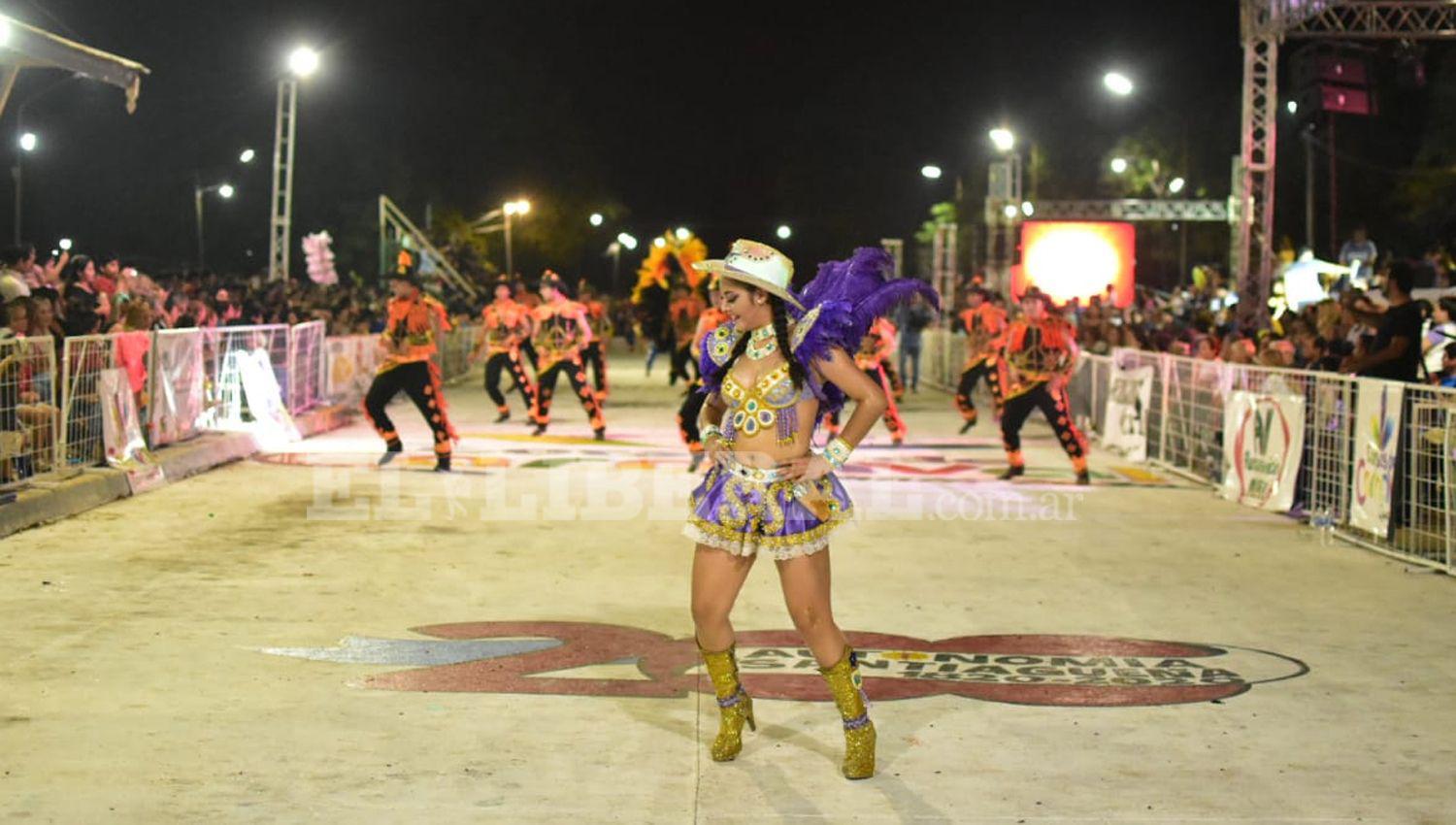 Quimiliacute baila al ritmo del corso de carnaval