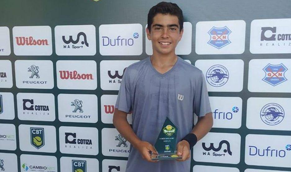 Brasil- el santiaguentildeo Lucca Guercio se consagroacute campeoacuten en singles y en dobles