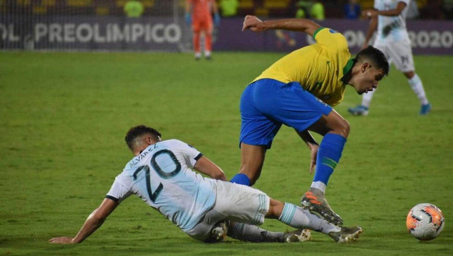 Argentina cerroacute el Preoliacutempico con una derrota ante Brasil