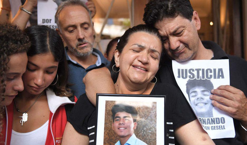 Muerte de Fernando Baacuteez Sosa- preventiva para ocho rugbiers y excarcelacioacuten para dos