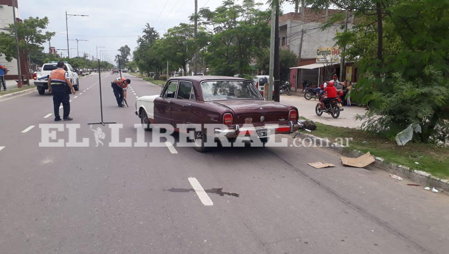 Mujer murioacute arrollada por un auto cuando saliacutea del gimnasio con su hija