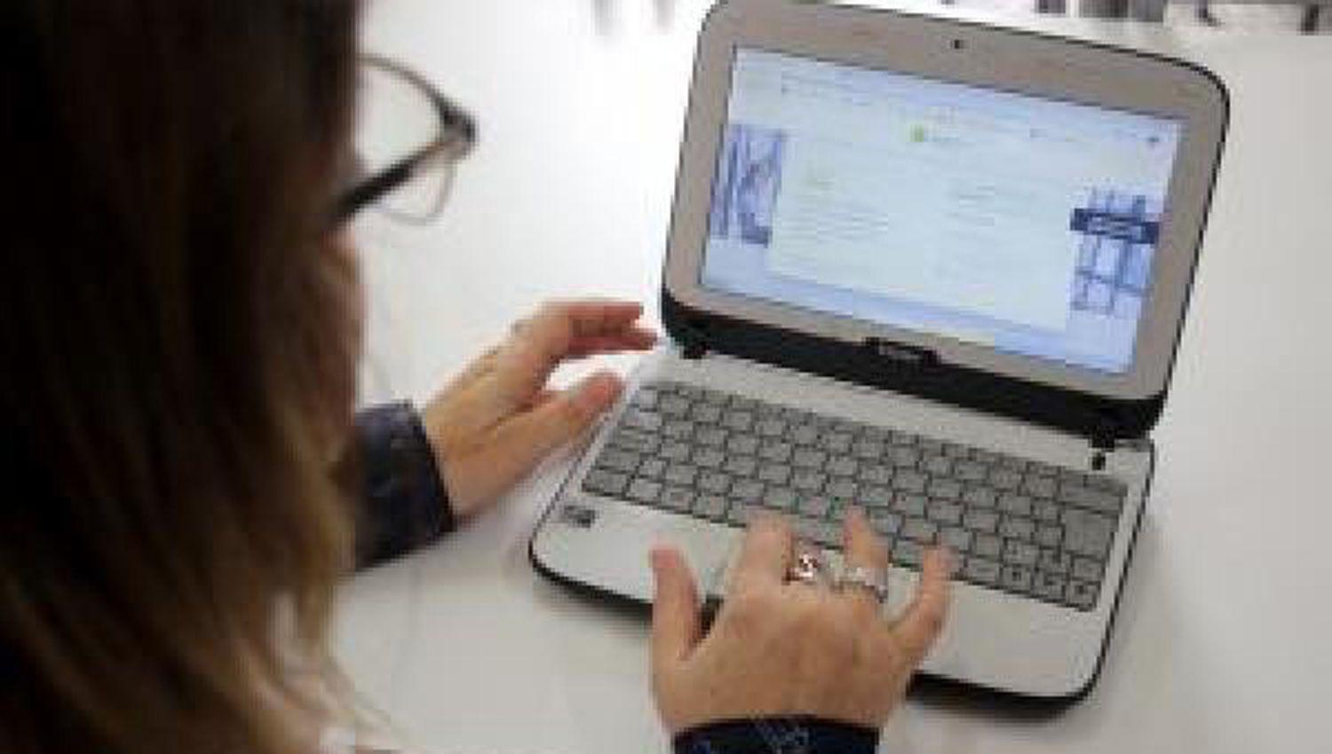 Recuerdan a los docentes que pueden consultar online sus recibos de sueldo
