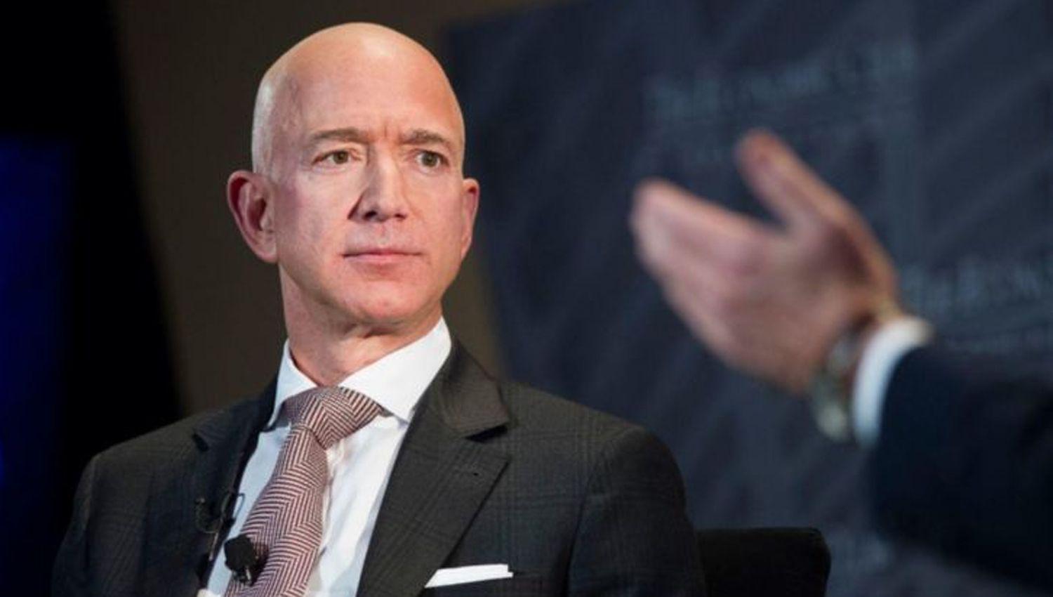 Jeff Bezos pone us 10000 millones de su fortuna personal al servicio del planeta