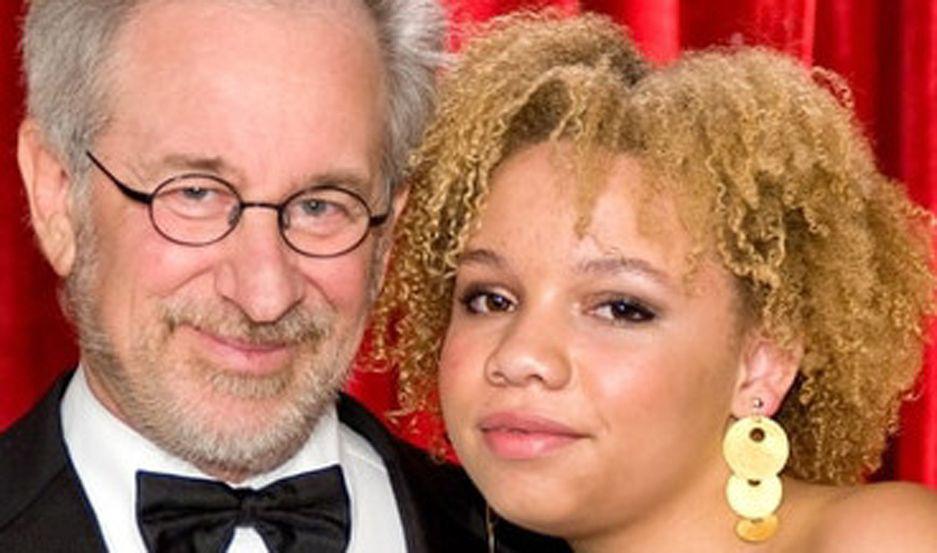 Steven Spielberg apoya a su hija que es actriz porno