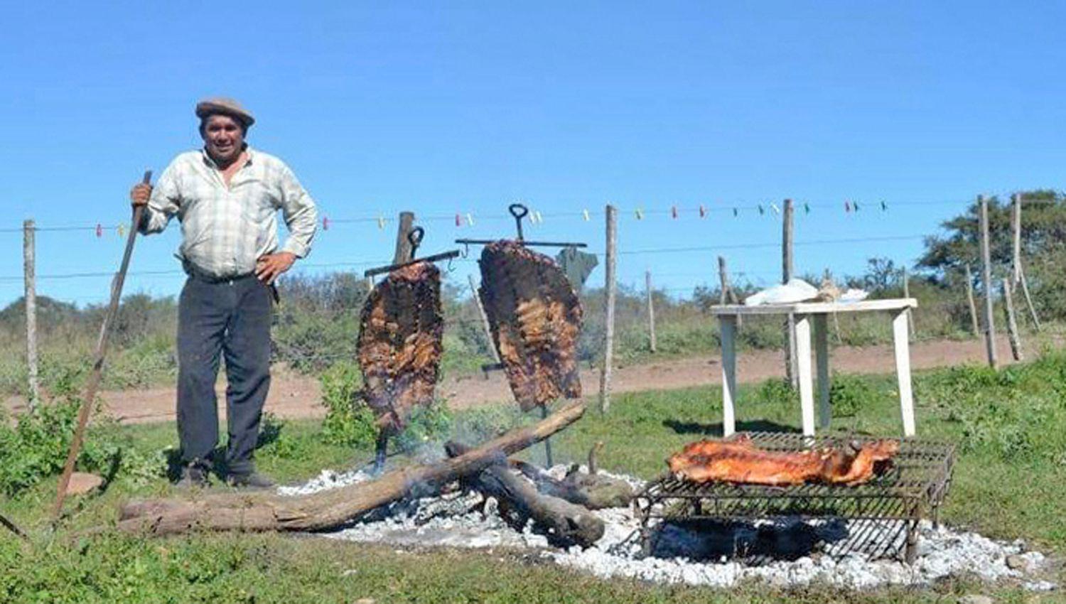 Preparación adobo el tipo de leña y el tiempo de elaboración se conjugan para un buen cabrito asado