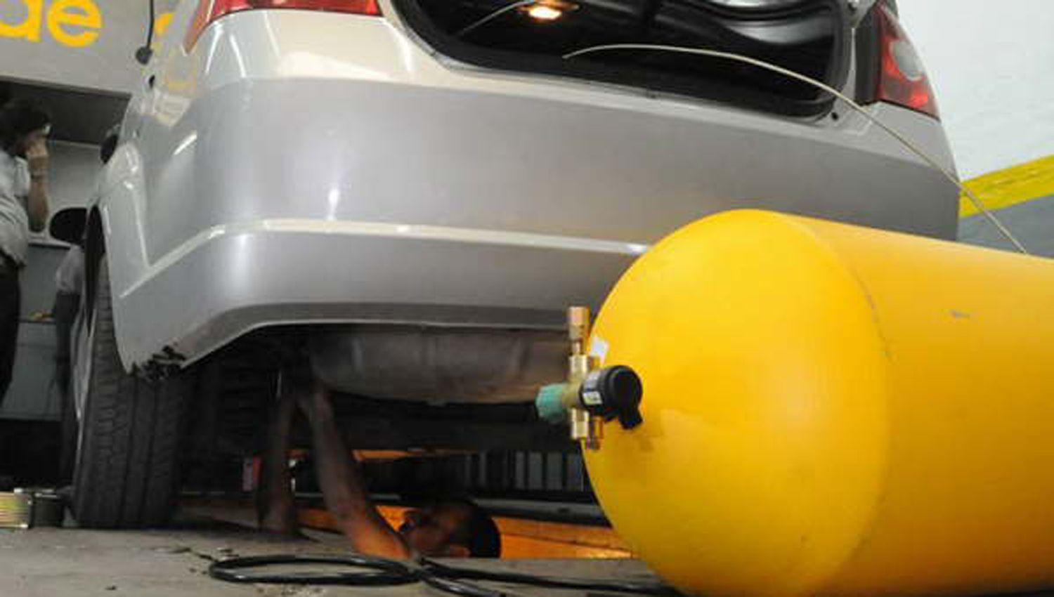 Crecioacute en casi 2000 unidades el parque de vehiacuteculos que se pasaron a GNC en Santiago