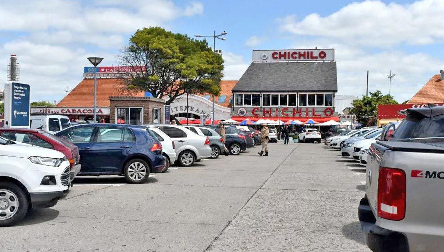 Los restaurantes del puerto marplatense trabajan con un elevado n�mero de comensales a diario