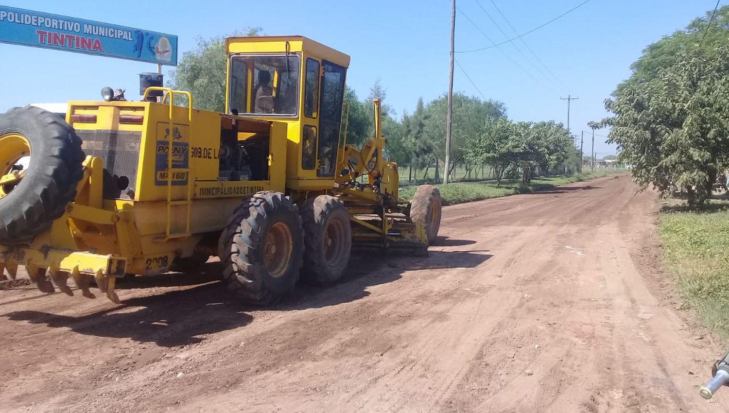 La Municipalidad de Tintina comenzoacute con trabajos de arreglo de calles