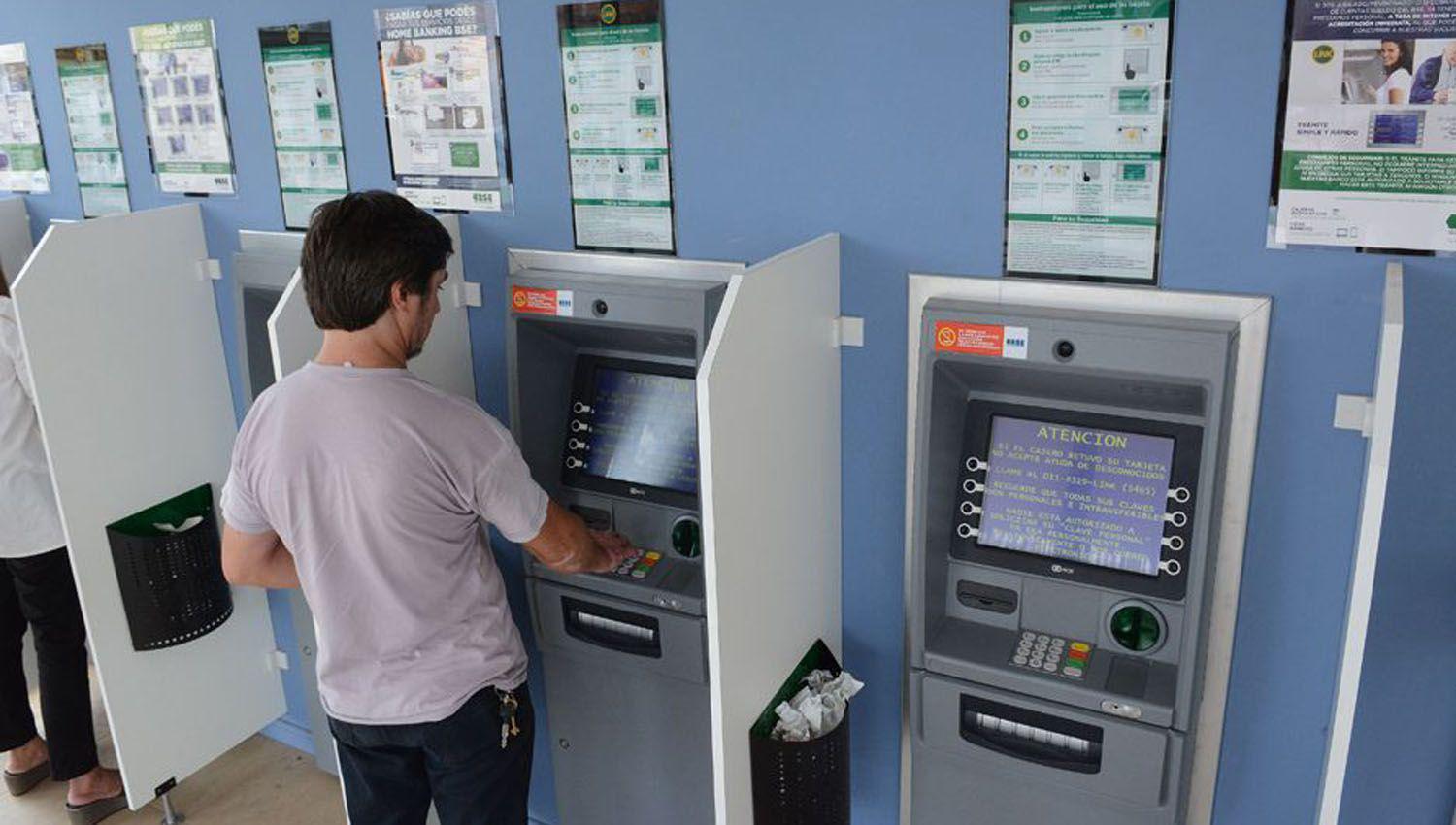 A partir de la medianoche estaraacuten disponibles los sueldos de la administracioacuten puacuteblica