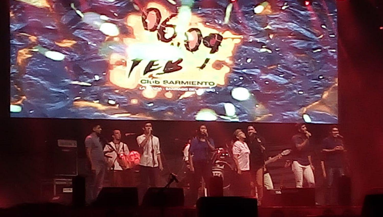 EN VIVO El fuego salamanquero se enciende con Los Tekis el Chaquentildeo Palavecino y Destino San Javier