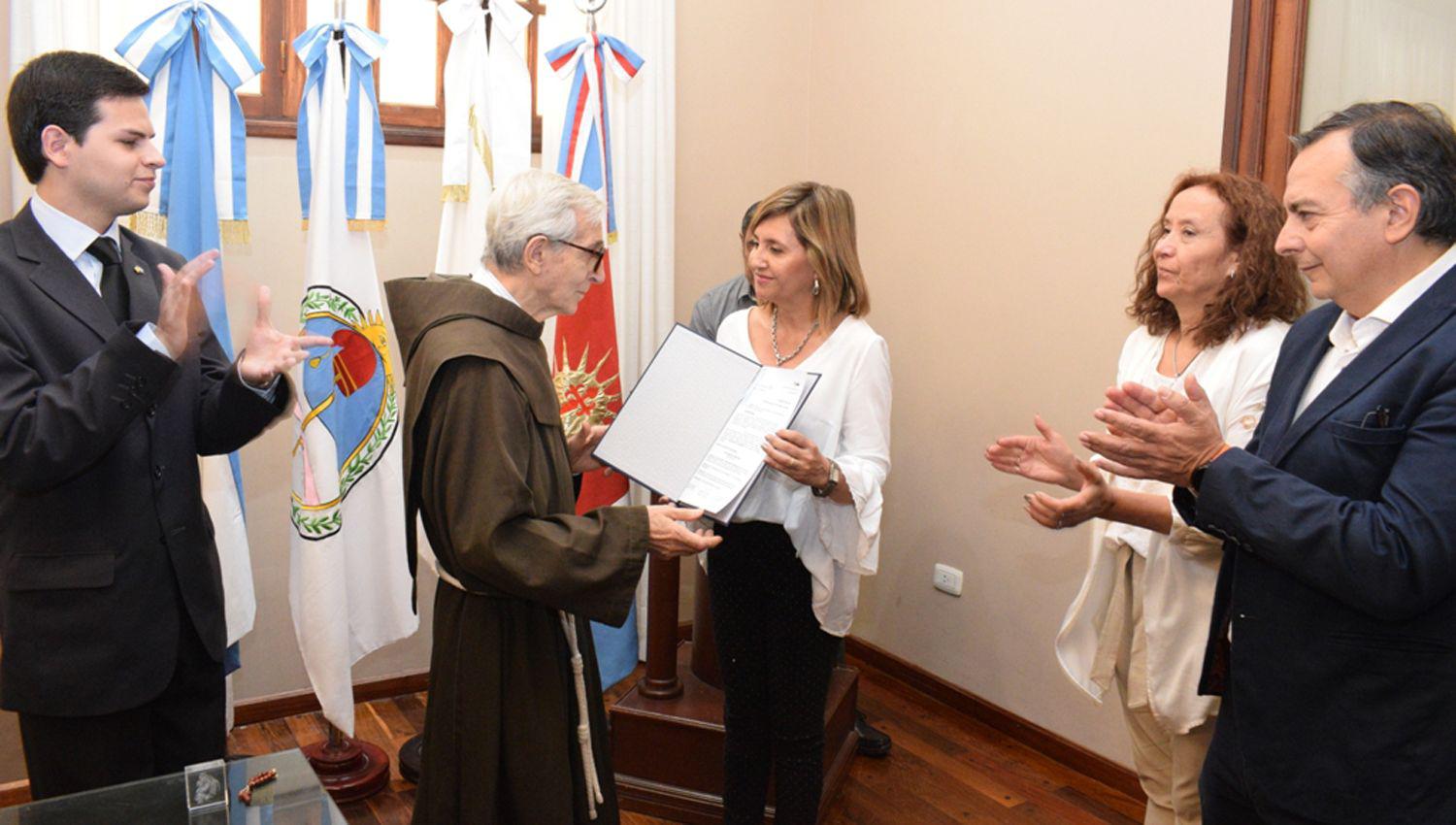 El municipio declaroacute Ciudadano Distinguido al fray Eduardo Zatti