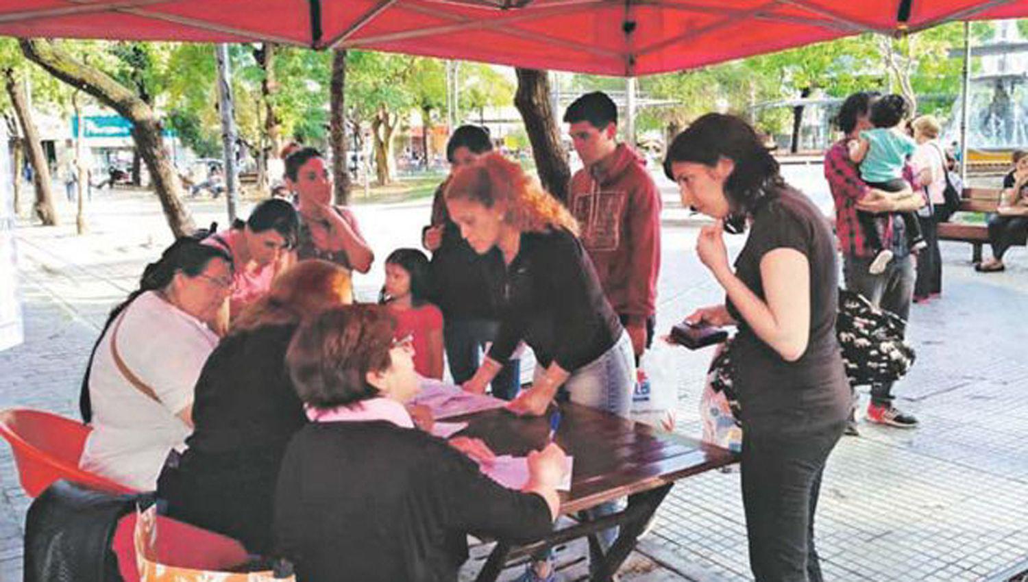PROPUESTA Como todos los años colocar�n un stand informativo en la plaza Libertad
