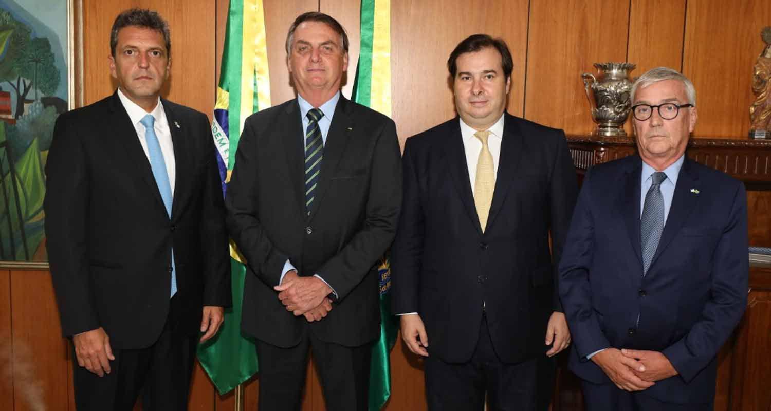 Massa se reunioacute con Bolsonaro en busca de afianzar la relacioacuten bilateral entre la Argentina y Brasil