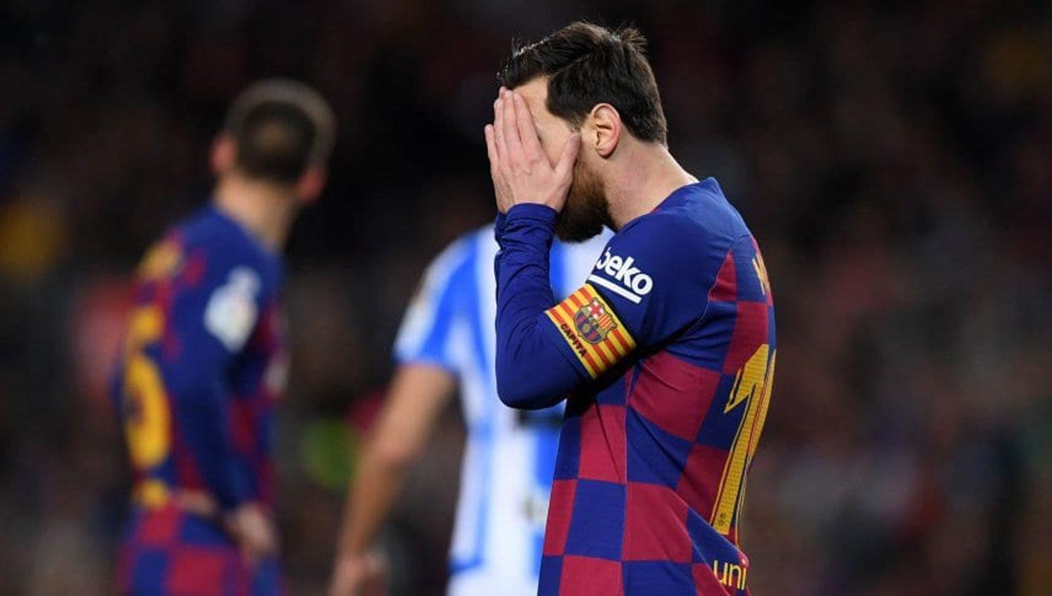 Coronavirus en Espantildea- suspenden el fuacutetbol de primera y segunda divisioacuten