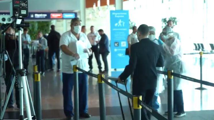El Gobierno nacional puso en marcha las caacutemaras teacutermicas en el aeropuerto de Ezeiza