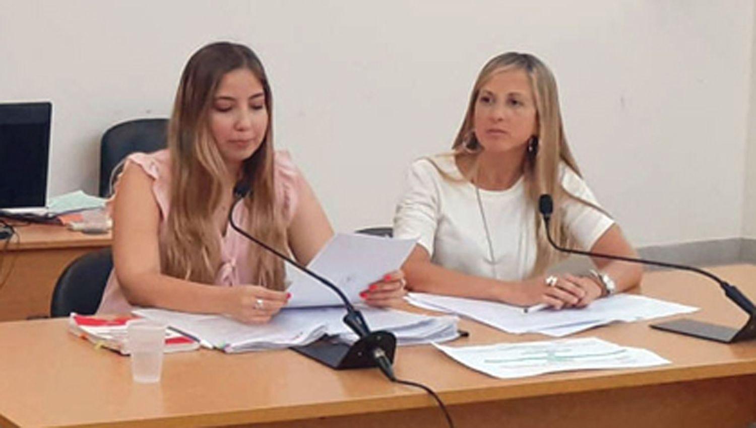 AUDIENCIA La Fiscalía representada por las Dras María Alicia Falcione y Daniela Yslas solicitaron al Dr Carlos Ordóñez Ducca la prisión preventiva para el imputado 
