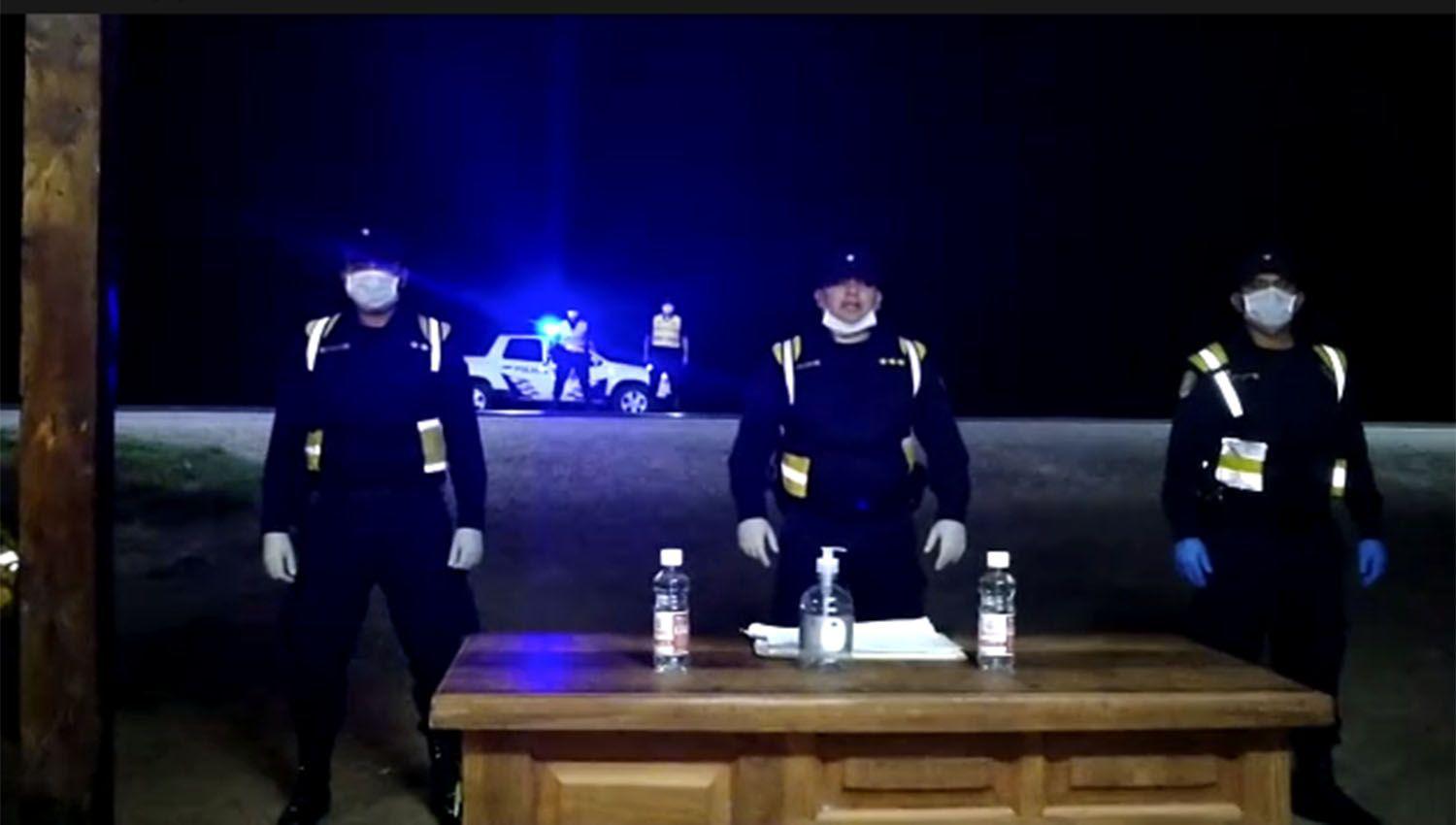 VIDEO  La policiacutea llama a los santiaguentildeos a tomar conciencia