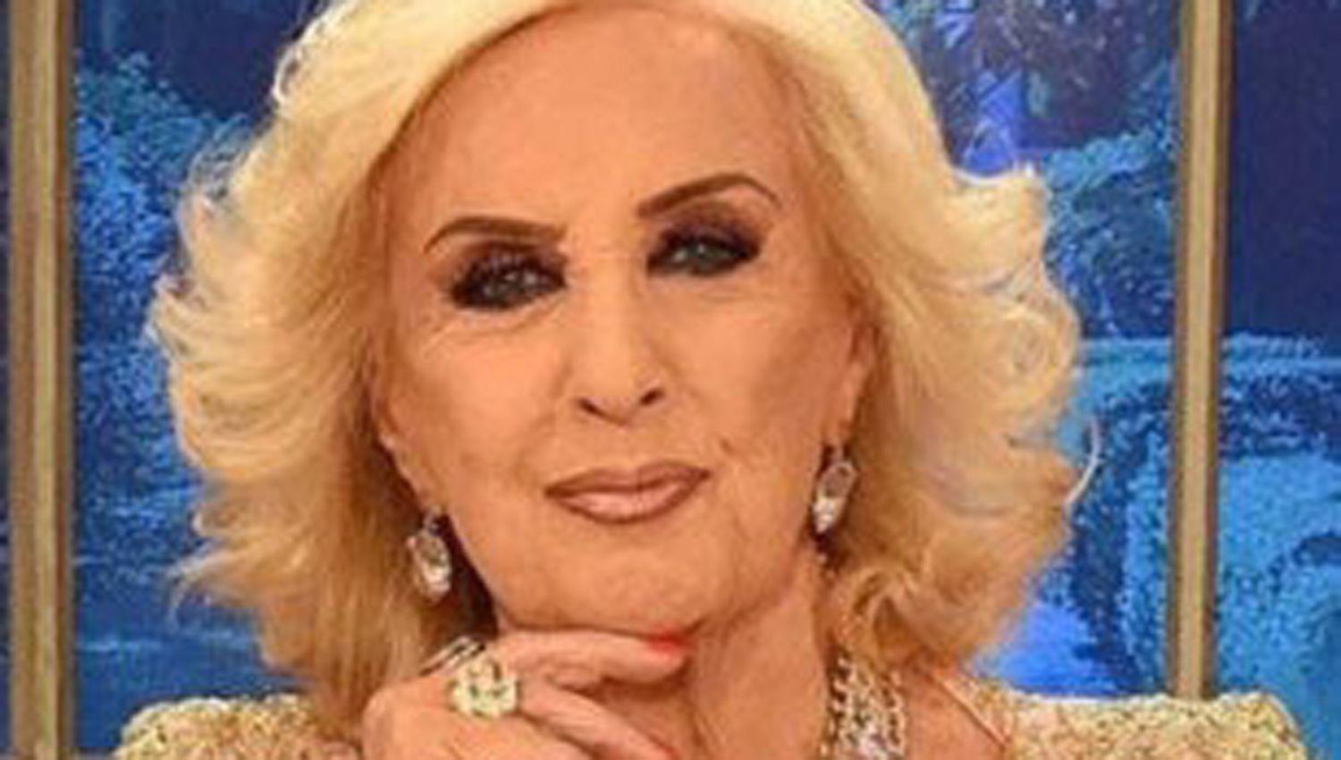 Mirtha poleacutemica contra los que viajaron