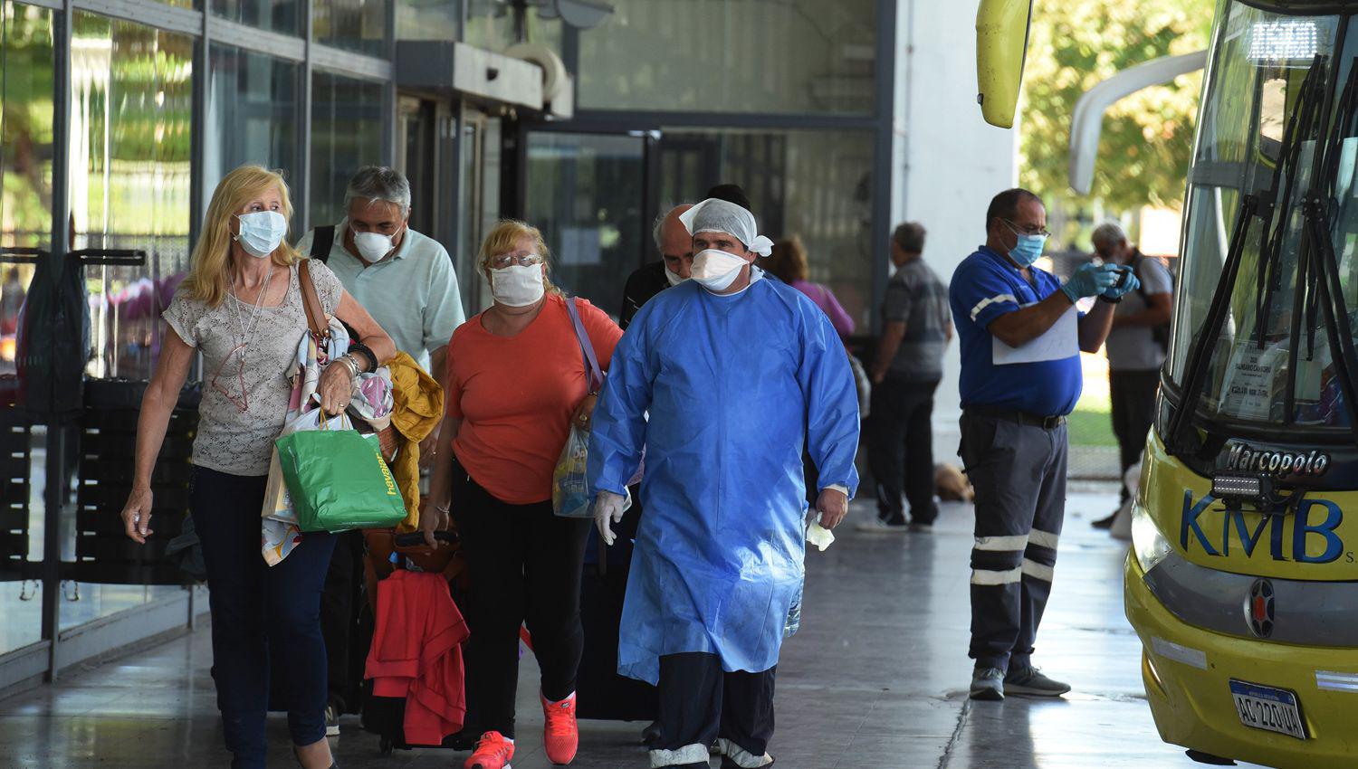 Desde la detección del primer caso ya son 267 los infectados en el país Se registraron cuatro muertos