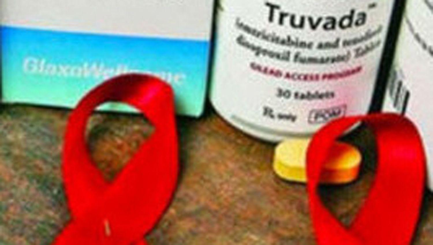 Entregan medicamentos a pacientes con VIH