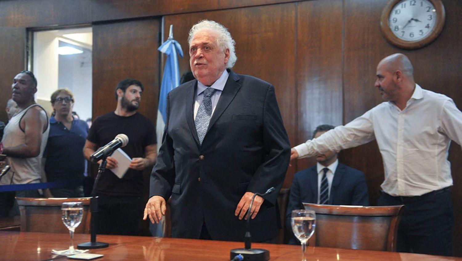 Gineacutes Gonzaacutelez Garciacutea sobre el coronavirus- El pico se va corriendo para mayo