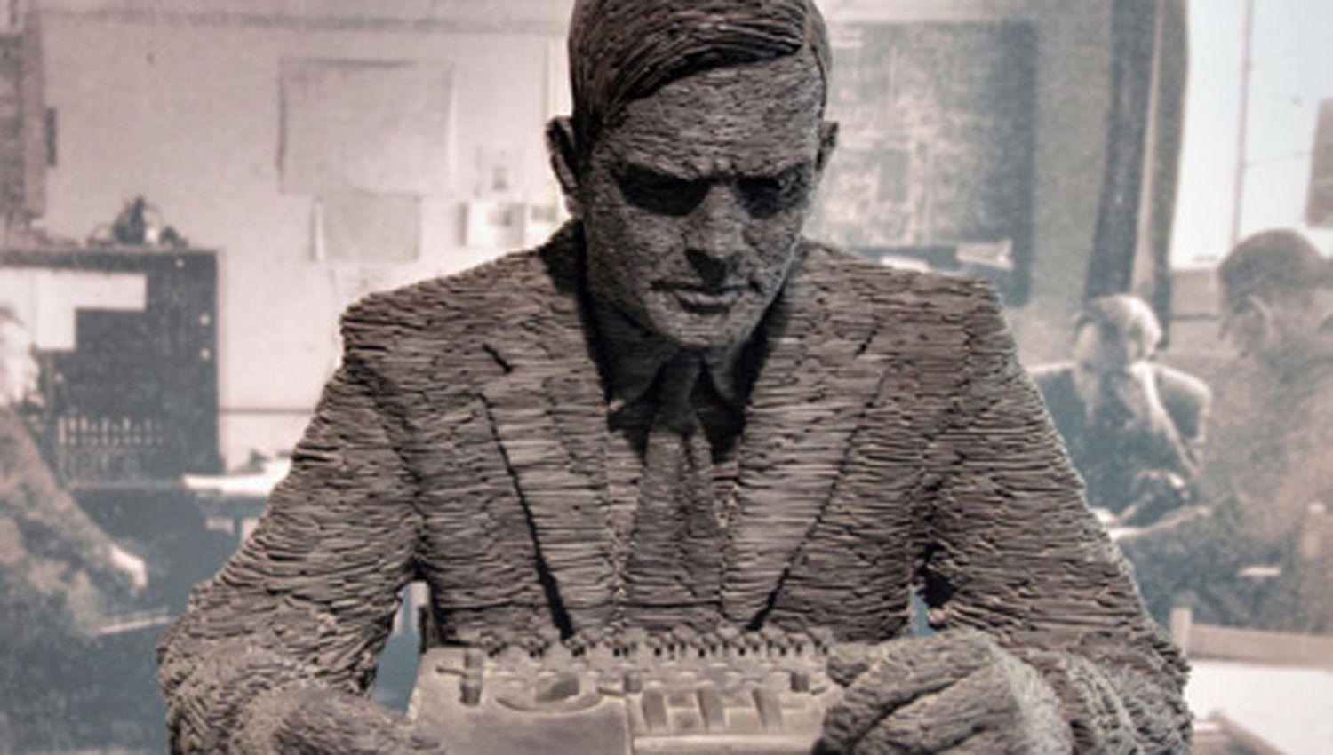 Fotografía seleccionada por el editor del blog- Slate estatua de Alan Turing Bletchley Park
Milton Keynes Gran Bretaña