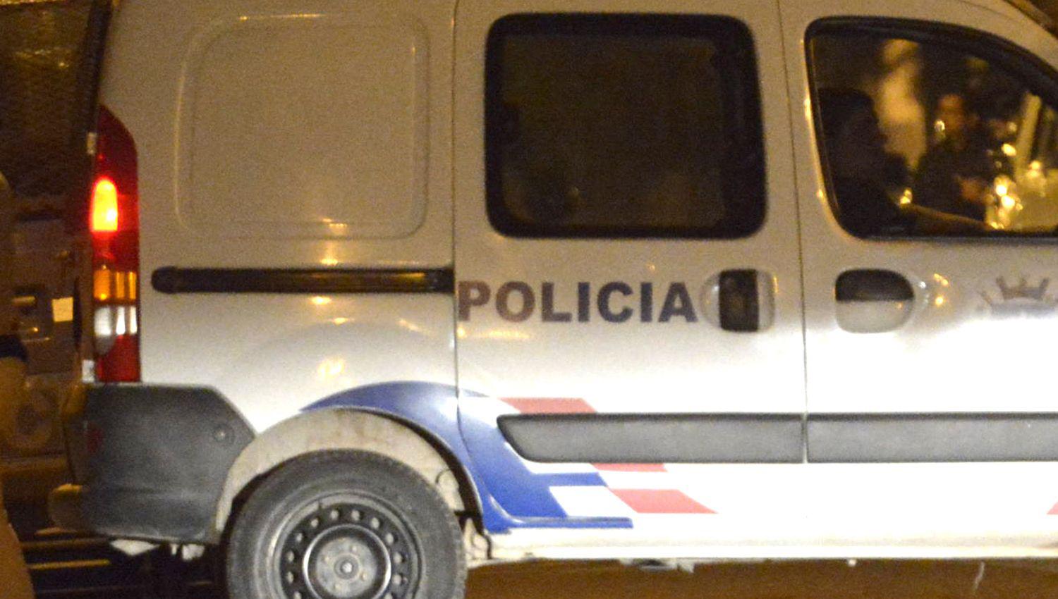 La Policía acudió ante el llamado de la mujer al barrio Villa del Carmen