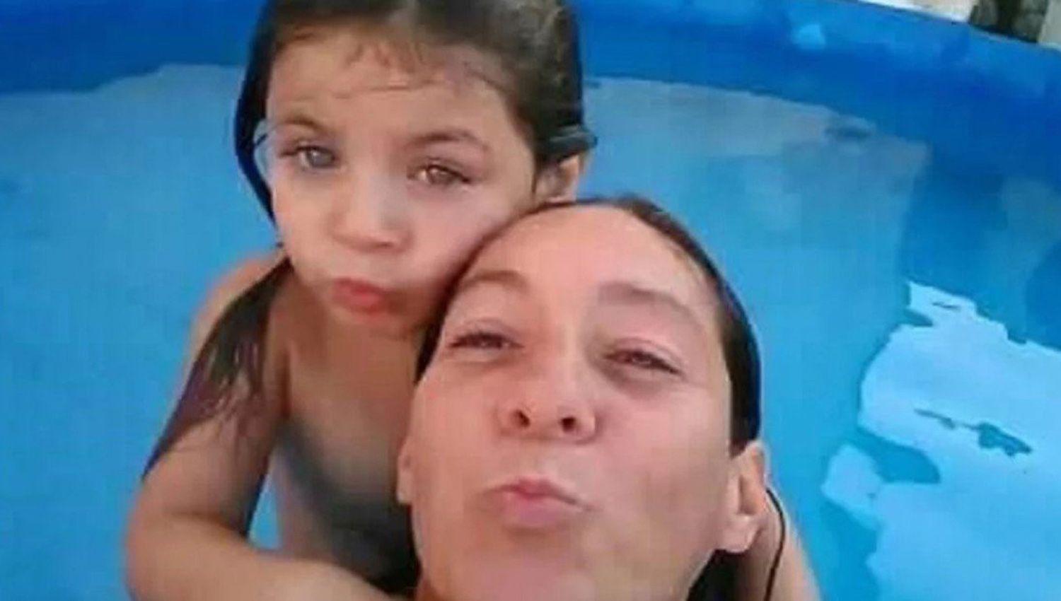 VÍCTIMAS Cristina y su pequeña hija Ada fueron encontradas enterradas en el fondo de la casa 
