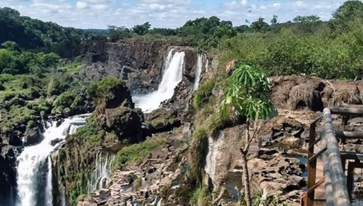 Las Cataratas del Iguazuacute atraviesan una de las sequiacuteas maacutes severas de su historia