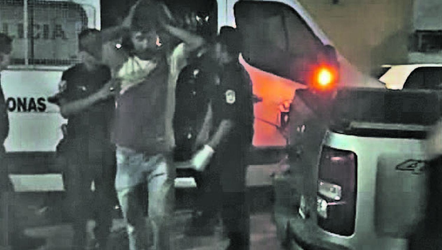 PRESOS La pareja fue trasladada a la comisaría donde quedó alojada a disposición de la Fiscalías